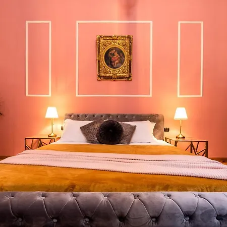 Elegant And Historic 3-bedroom In Center -by Likehomeflorence Διαμέρισμα *